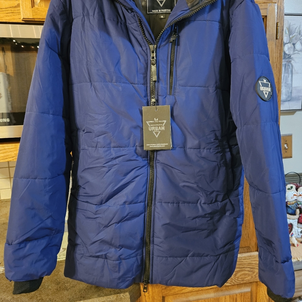 Urban Buck Women's Hooded Puffer Jacket.